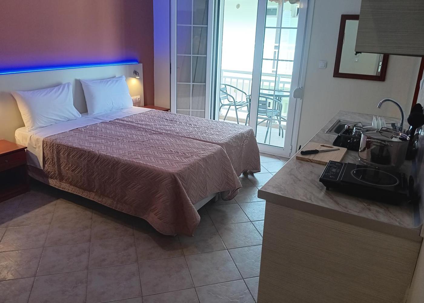 Oasis Blue Inn Leptokarya  Dış mekan fotoğraf